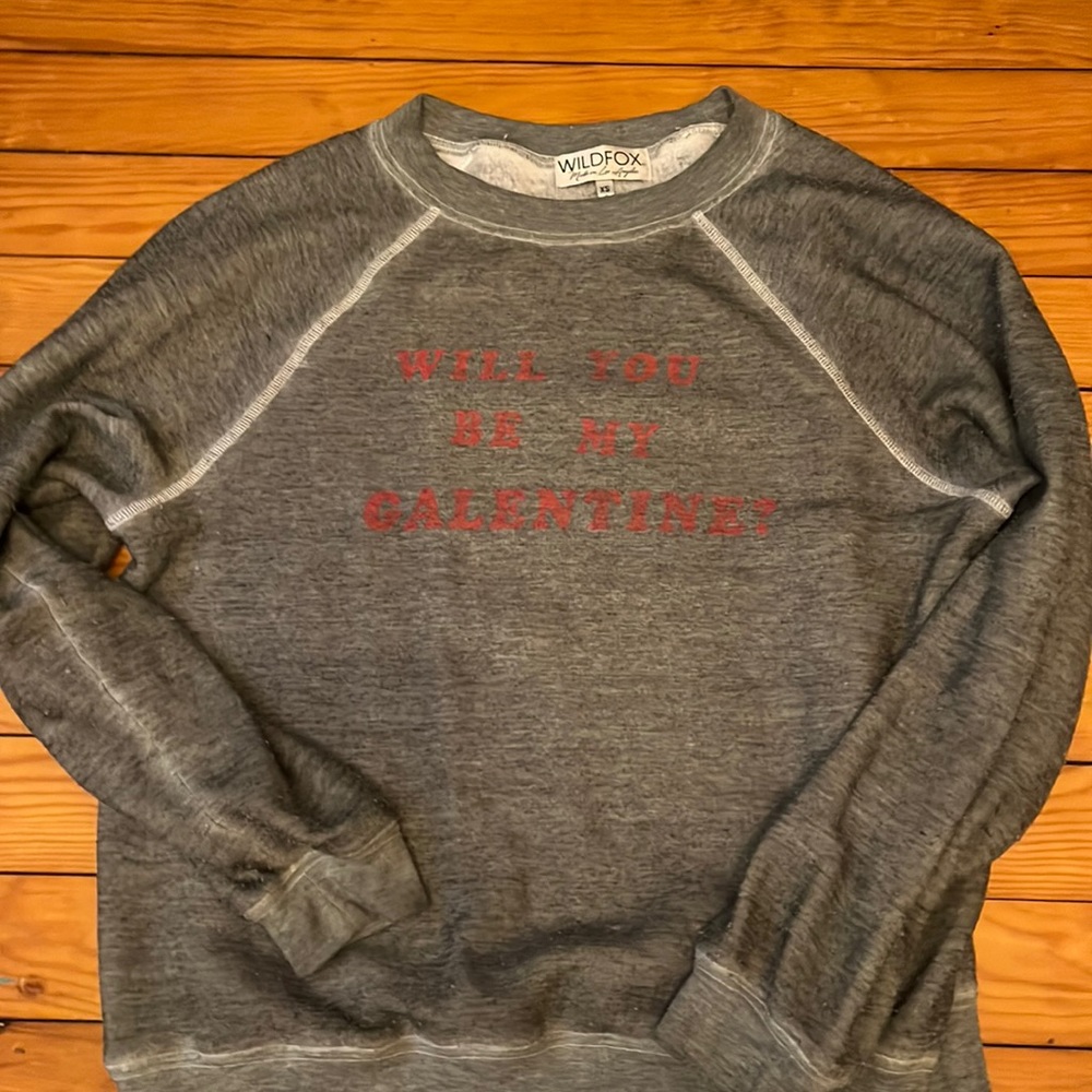 Sweatshirt